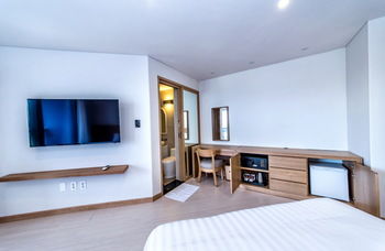 Bk Hotel Jeju 3*