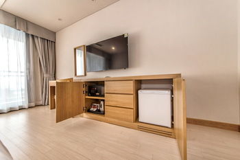 Bk Hotel Jeju 3*