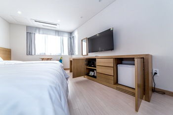 Bk Hotel Jeju 3*