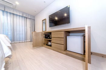 Bk Hotel Jeju 3*