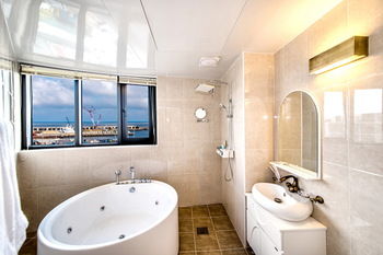 Bk Hotel Jeju 3*