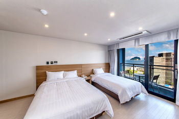 Bk Hotel Jeju 3*
