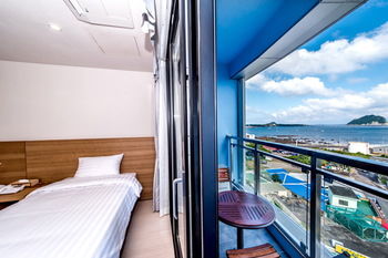 Bk Hotel Jeju 3*