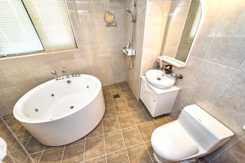 Bk Hotel Jeju 3*
