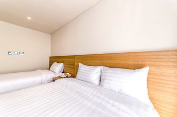 Bk Hotel Jeju 3*