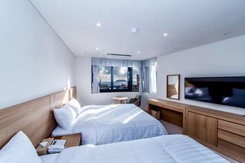 Bk Hotel Jeju 3*