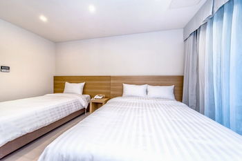 Bk Hotel Jeju 3*