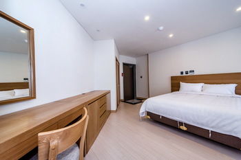 Bk Hotel Jeju 3*