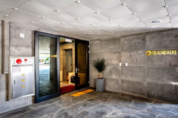 Bk Hotel Jeju 3*