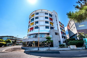 Bk Hotel Jeju 3*