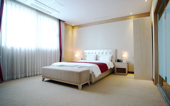 U Castle Hotel 4*