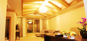 U Castle Hotel 4*
