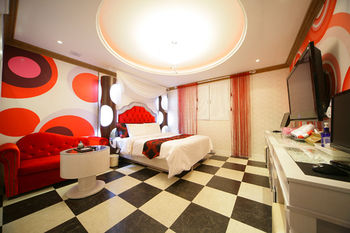 Ivy Hotel 2*