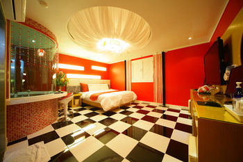 Ivy Hotel 2*