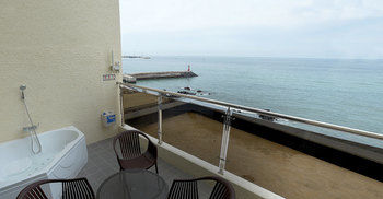 Seastay Hotel & Spa 2*