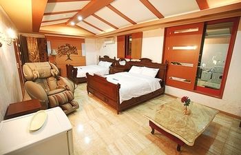 Tomonoya Ryokan 3*