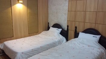Tomonoya Ryokan 3*