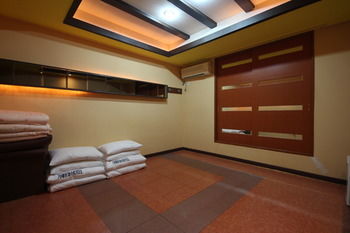 Tomonoya Ryokan 3*