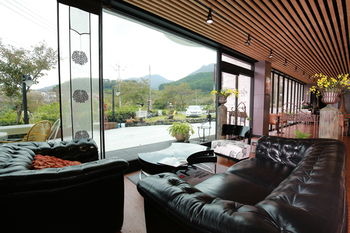 Tomonoya Ryokan 3*