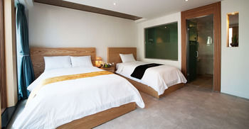 A-One Hotel 3*