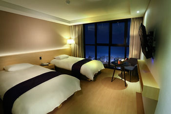 Hotel The One 4*