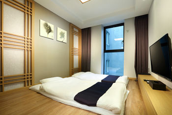 Hotel The One 4*