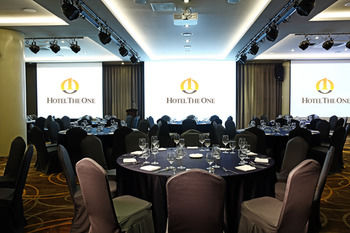 Hotel The One 4*