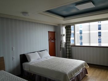 Sungsanpo Sky Hotel 2*