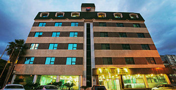 Emerald Hotel 3*