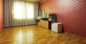 Emerald Hotel 3*