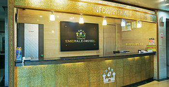 Emerald Hotel 3*