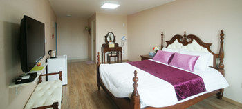 Stone and Wind Resort 2*