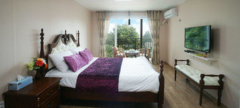 Stone and Wind Resort 2*