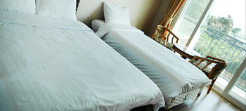 Stone and Wind Resort 2*