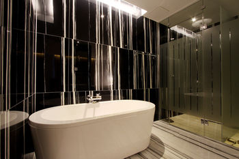 Royal Prime Hotel 3*