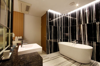 Royal Prime Hotel 3*