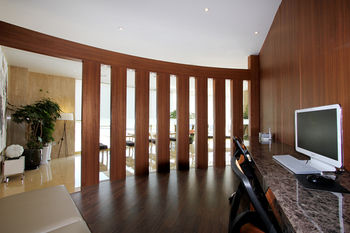 Royal Prime Hotel 3*