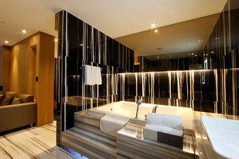Royal Prime Hotel 3*