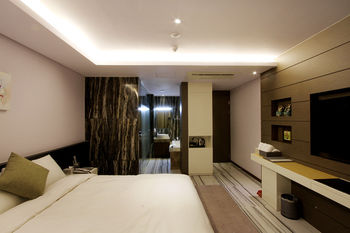 Royal Prime Hotel 3*
