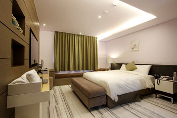 Royal Prime Hotel 3*