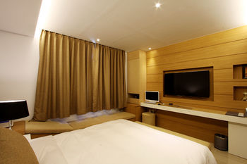 Royal Prime Hotel 3*