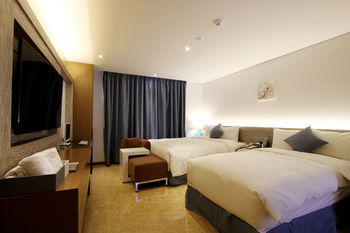 Royal Prime Hotel 3*