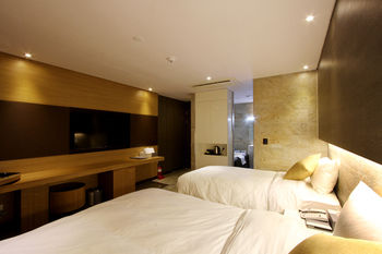 Royal Prime Hotel 3*