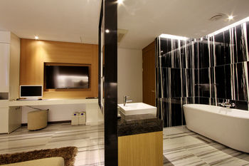Royal Prime Hotel 3*