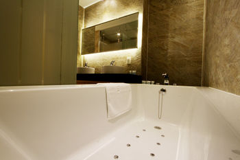 Royal Prime Hotel 3*