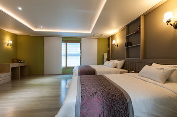 Dome Hotel Geoje 3*