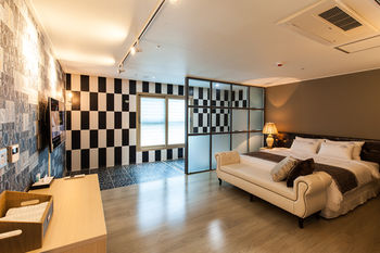 Dome Hotel Geoje 3*