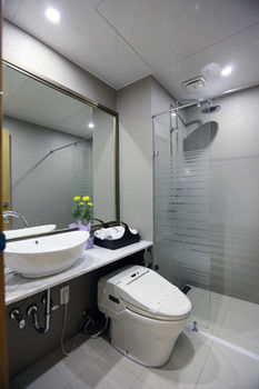 Black Sands Hotel 3*