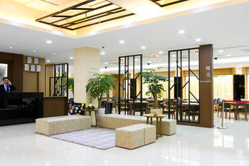 Black Sands Hotel 3*