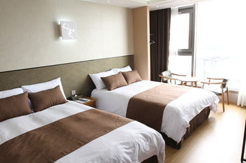 Black Sands Hotel 3*